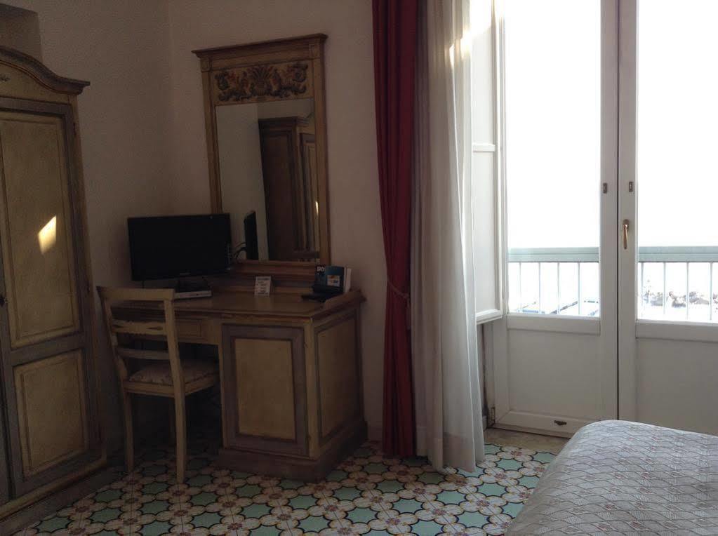 Lidomare Hotel 3*